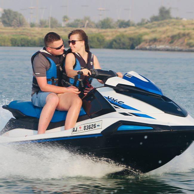 High-speed jet skiing in Dubai and marine activities gallery