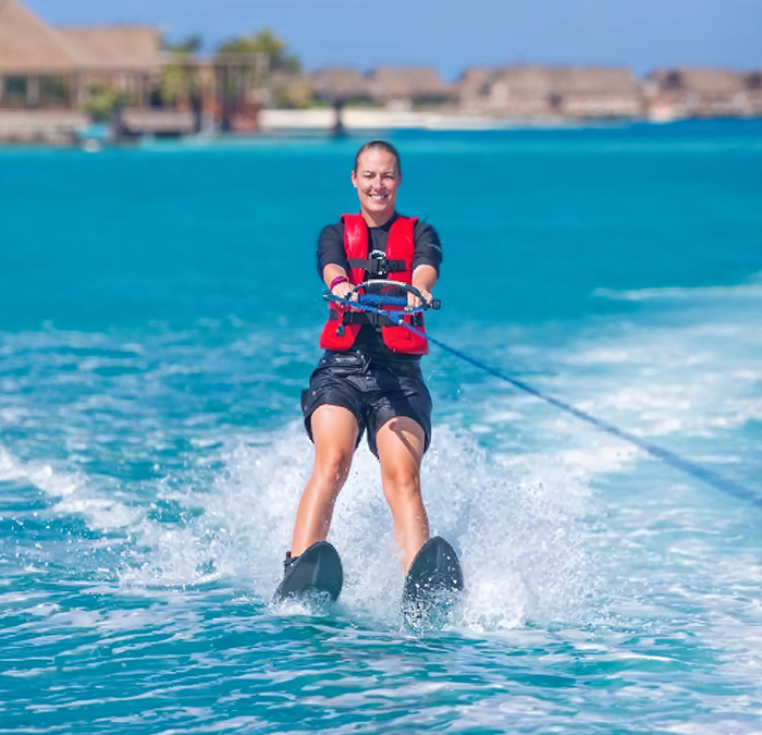 Water skiing adventure along with jet skiing in Dubai activities
