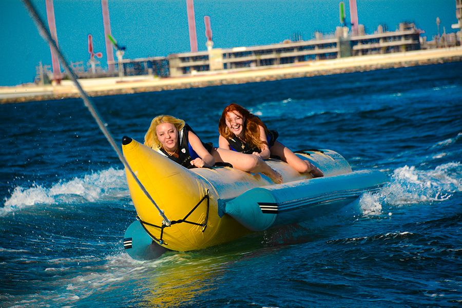 Best banana boat in Palm Jumeirah for fun ride splash and group water adventure in Dubai